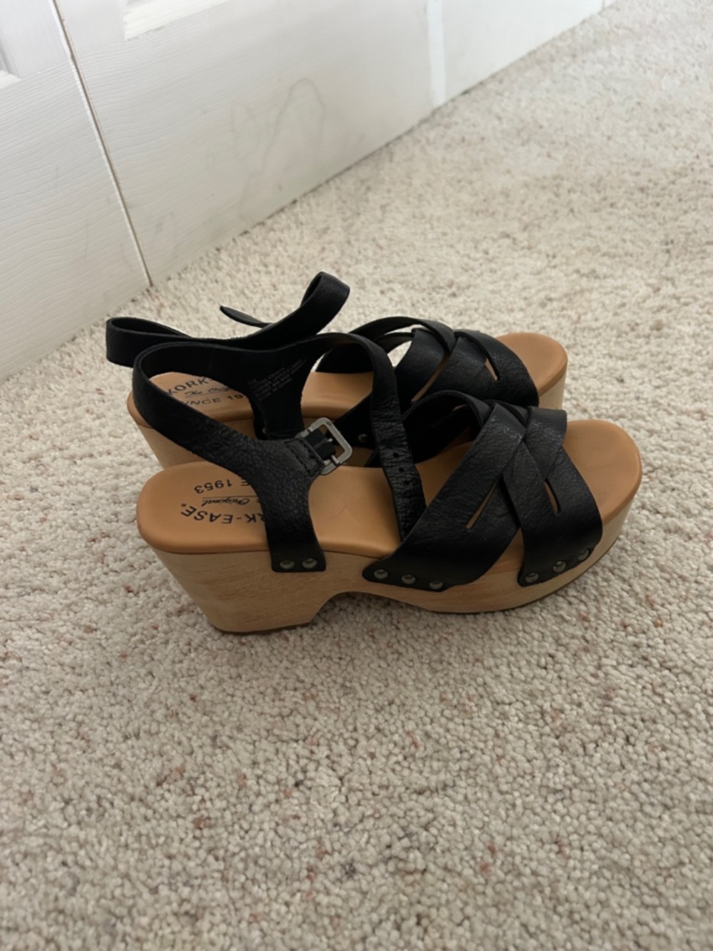 Kork Ease Black Leather Platform Clog Sandals